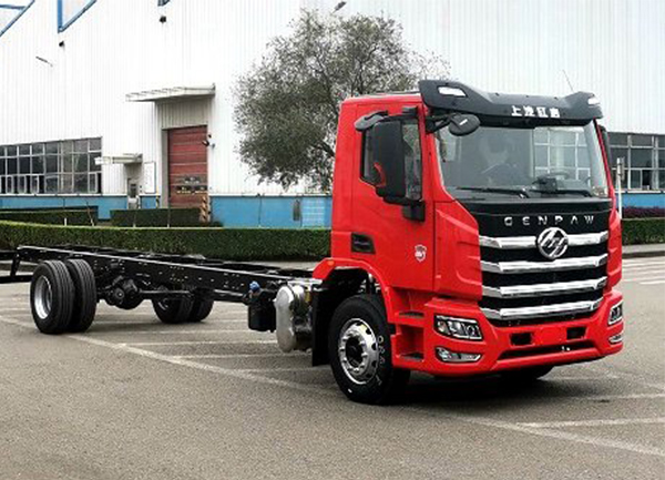 红岩大单桥上玉柴动力 最大输出300马力